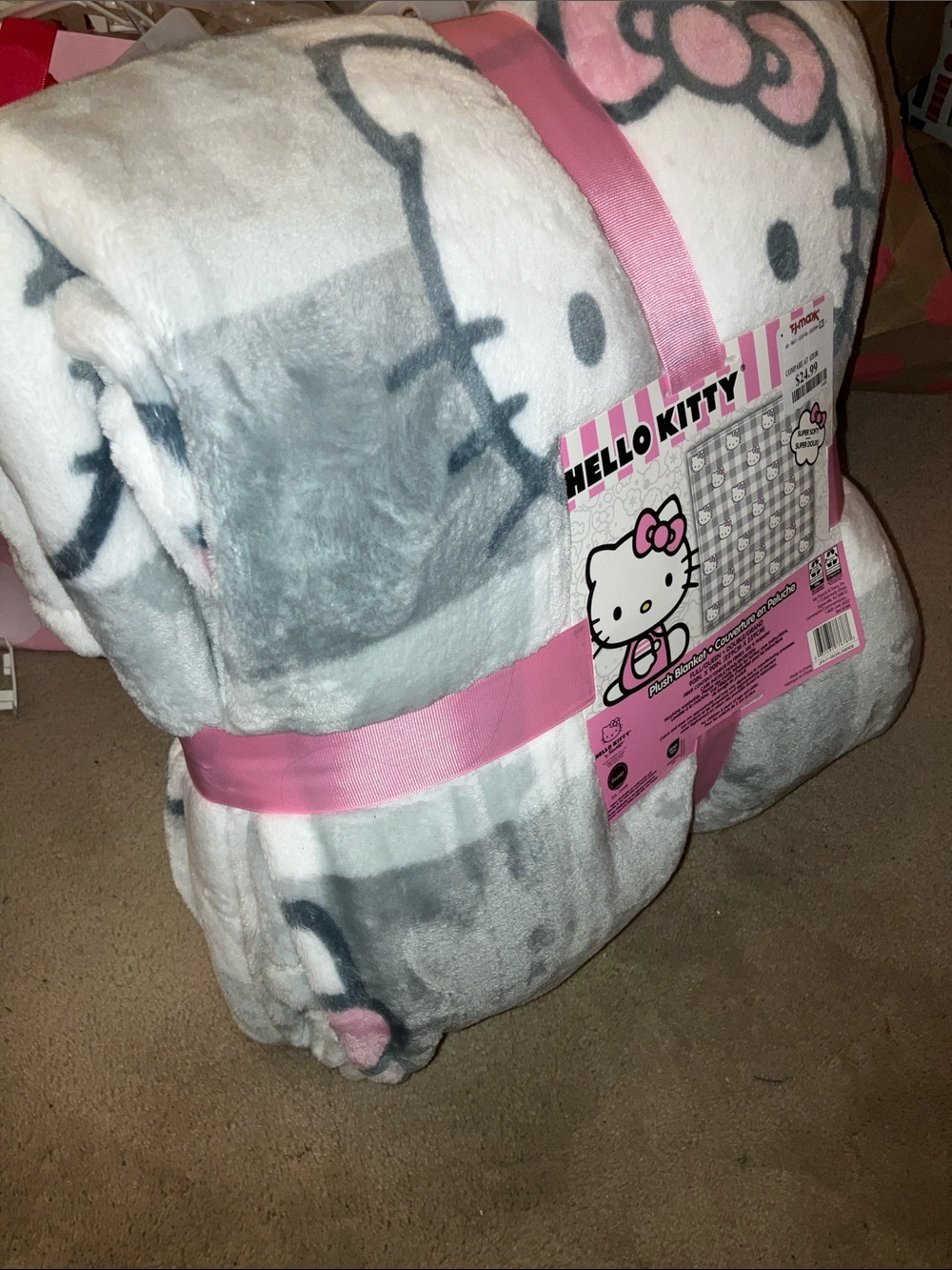 🎀Hello Kitty full/queen plush blanket super soft gingham pink & grey NWT